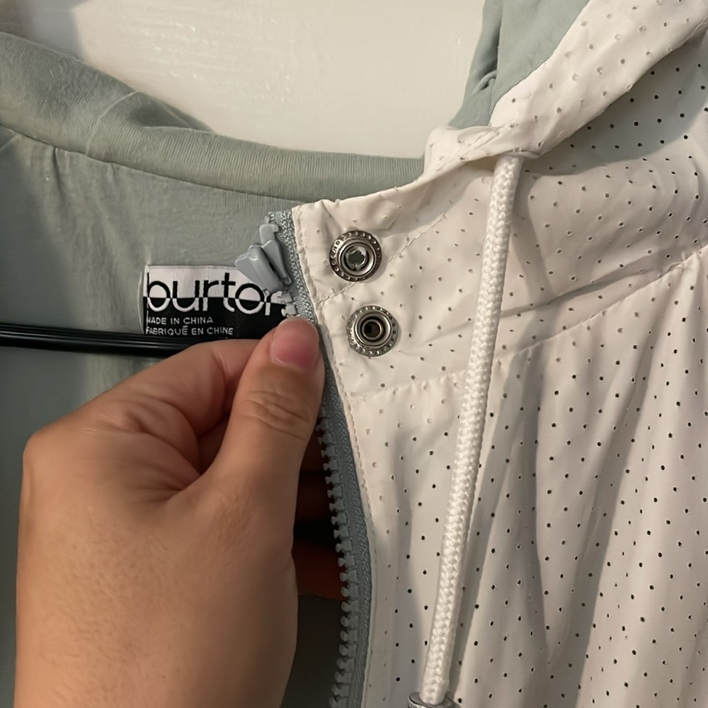 White Burton Jacket - Picture 5 of 9